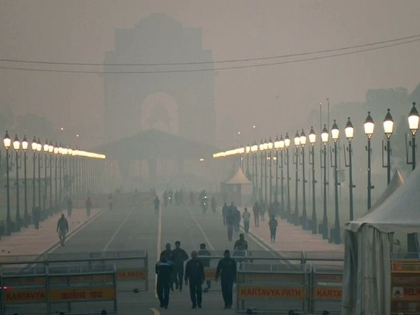 Không khí độc hại vào cuối tuần vừa rồi khiến các đội thể thao cũng phải hủy luyện tập. Ảnh: ANI.