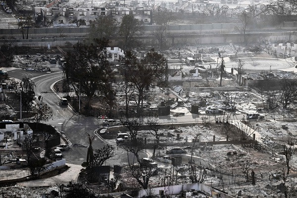 Hình ảnh ngày 10/8 cho thấy những tòa nhà bị cháy rụi hết ở Lahaina. Ảnh: Patrick T. Fallon/ AFP/ Getty Images.
