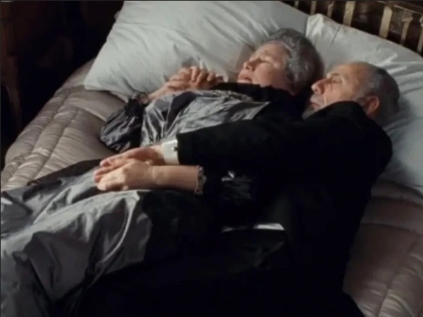 Cảnh có ông Lew Palter trong phim "Titanic". Ảnh: Paramount Pictures. Cảnh có ông Lew Palter trong phim "Titanic". Ảnh: Paramount Pictures.