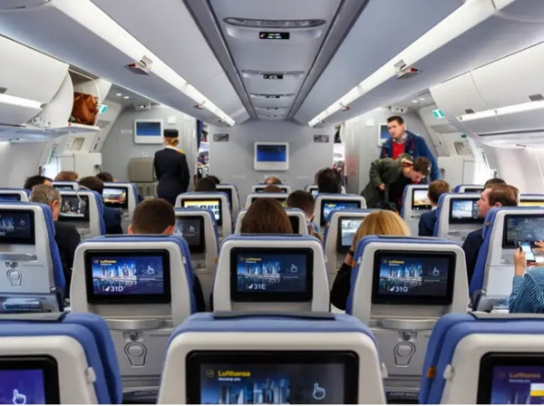 Một chuyến bay của Lufthansa. Ảnh: Markus Mainka/ Shutterstock. Một chuyến bay của Lufthansa. Ảnh: Markus Mainka/ Shutterstock.