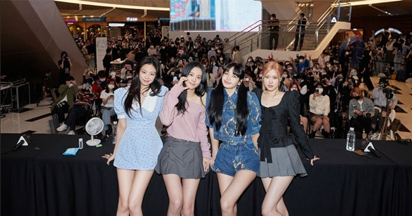 Bắt đầu để dành tiền đi xem BLACKPINK thôi! Ảnh: MSN. Bắt đầu để dành tiền đi xem BLACKPINK thôi! Ảnh: MSN.