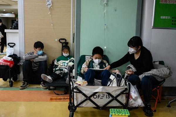 WHO khuyên người dân thực hiện các biện pháp thông thường để phòng bệnh. Ảnh: NY Post. WHO khuyên người dân thực hiện các biện pháp thông thường để phòng bệnh. Ảnh: NY Post.