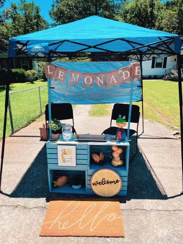 Quầy nước chanh của Cameron. Ảnh: Cristal Johnson. Quầy nước chanh của Cameron. Ảnh: Cristal Johnson.