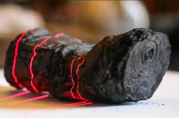 Cuộn giấy 2.000 năm tuổi. Ảnh: ĐH Kentucky.