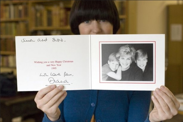 Ảnh từng được dùng trong tấm thiếp mừng Giáng Sinh năm 1995 của Công nương Diana. Ảnh: David Hartley/ REX/ Shutterstock.