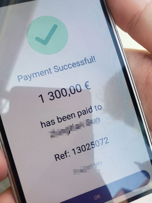 "Yêu nhau" được tổng cộng 5 tuần thì mất luôn 40 tỷ. Ảnh minh họa: Reddit.