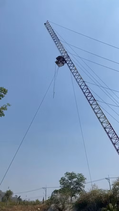 Nơi Mike chơi nhảy bungee, đúng là trông cũng khá nguy hiểm. Ảnh: HK01.