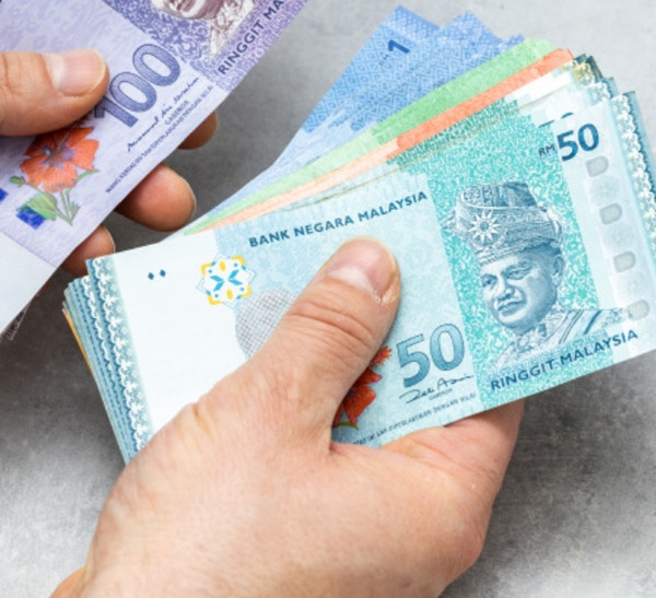 Một bé gái ở Malaysia mới 8 tuổi đã kiếm được tiền ở lớp. Ảnh minh họa: 123RF. Một bé gái ở Malaysia mới 8 tuổi đã kiếm được tiền ở lớp. Ảnh minh họa: 123RF.