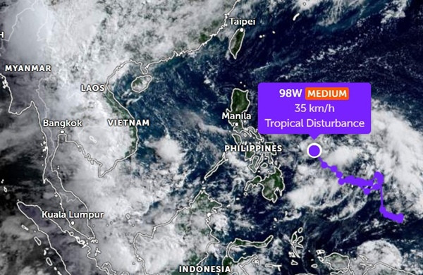 Một cơn bão mới có thể sắp hình thành. (Ảnh chụp màn hình Zoom Earth Storms). Một cơn bão mới có thể sắp hình thành. (Ảnh chụp màn hình Zoom Earth Storms).