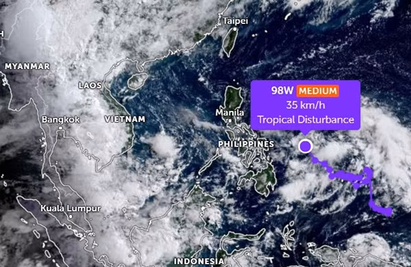 Một cơn bão mới có thể sắp hình thành. (Ảnh chụp màn hình Zoom Earth Storms).