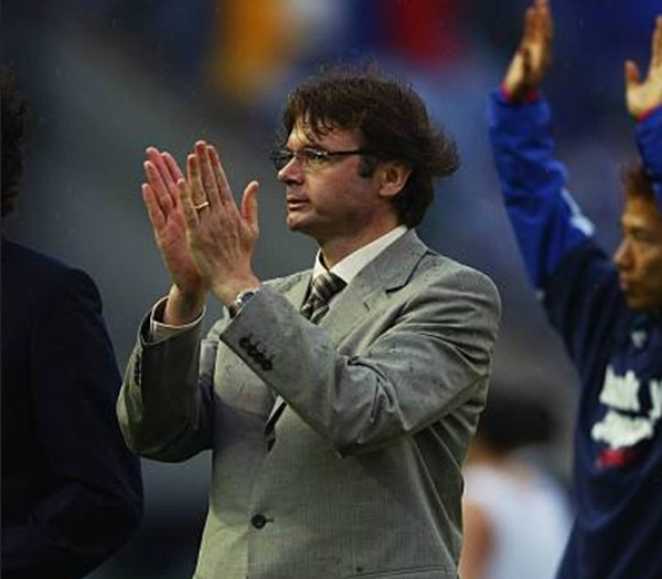 Ông Troussier cho rằng cầu thủ phải biết suy ngẫm, phân tích chứ không phải chỉ luyện tập và luyện tập. Ảnh: Getty. Ông Troussier cho rằng cầu thủ phải biết suy ngẫm, phân tích chứ không phải chỉ luyện tập và luyện tập. Ảnh: Getty.