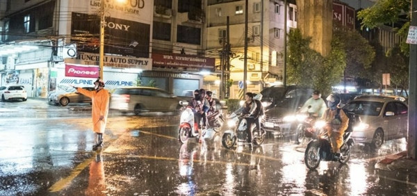 Mưa to khiến giao thông ở Bangkok cũng lộn xộn hơn. Ảnh: Joep Deumes/ Flickr. Mưa to khiến giao thông ở Bangkok cũng lộn xộn hơn. Ảnh: Joep Deumes/ Flickr.