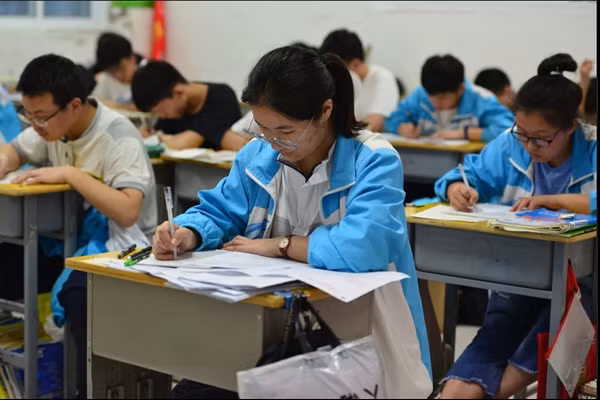 Những kỳ thi để học sau đại học ở Trung Quốc đều rất khó. Ảnh: Getty.