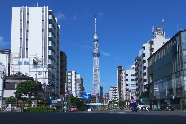 Là một trong những tòa nhà cao nhất thế giới, tháp Tokyo Skytree (634m) được cho là hoàn toàn không &quot;sợ&quot; động đất. Ảnh: Plan Radar.