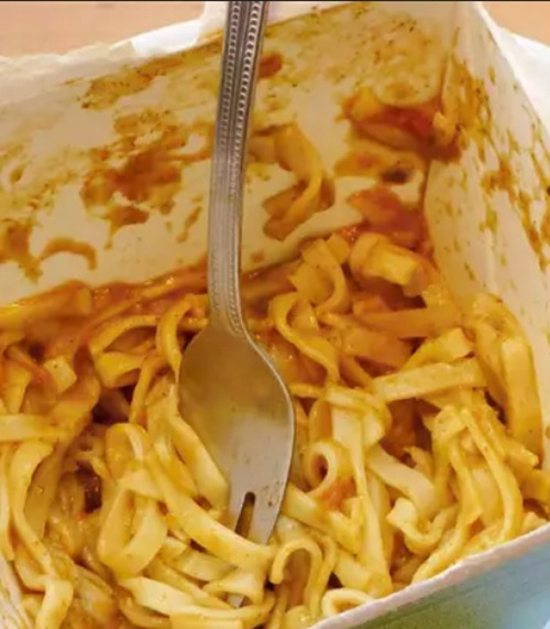 Rất khó biết được thức ăn nhiễm khuẩn khi nào, vì sao... Ảnh: JH Photo. Rất khó biết được thức ăn nhiễm khuẩn khi nào, vì sao... Ảnh: JH Photo.