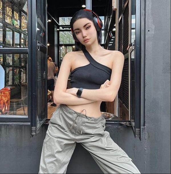 Bernila bị cho là gầy đến thiếu thực tế. Ảnh: Instagram.