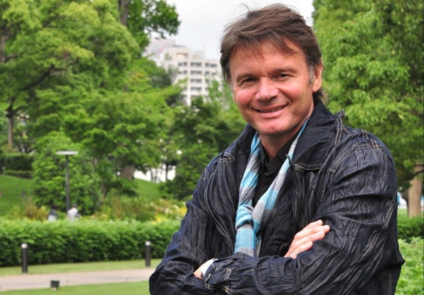 HLV Philippe Troussier. Ảnh: J Select. HLV Philippe Troussier. Ảnh: J Select.