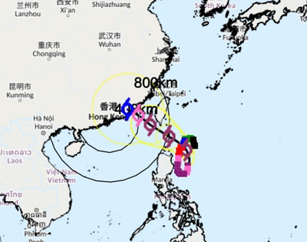 Dự báo đường đi của bão Saola, theo cơ quan khí tượng Hong Kong. Ảnh: Đài Quan sát Hong Kong. Dự báo đường đi của bão Saola, theo cơ quan khí tượng Hong Kong. Ảnh: Đài Quan sát Hong Kong.