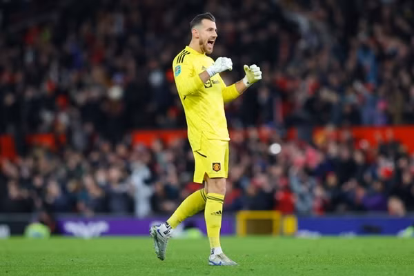 Dubravka cũng góp công đưa MU tới trận Chung kết... Ảnh: Getty.