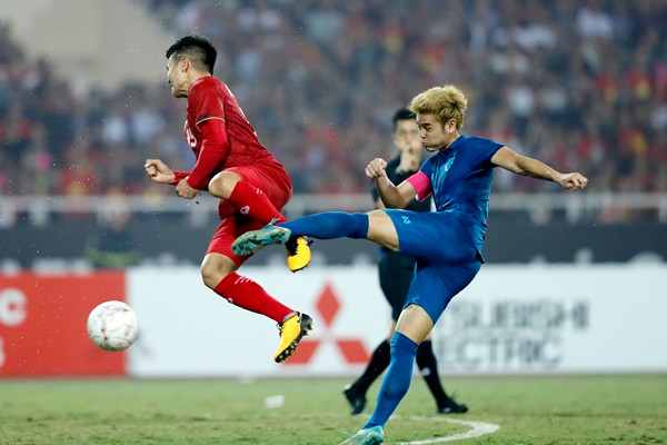 Đội trưởng Theerathon của ĐT Thái Lan. Ảnh: AFF Mitsubishi Electric Cup. Đội trưởng Theerathon của ĐT Thái Lan. Ảnh: AFF Mitsubishi Electric Cup.