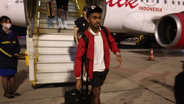 ĐT Indonesia đến Hà Nội bằng chuyên cơ. Ảnh: PSSI. ĐT Indonesia đến Hà Nội bằng chuyên cơ. Ảnh: PSSI.