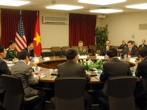 Các đại biểu dự đối thoại Mỹ - Việt