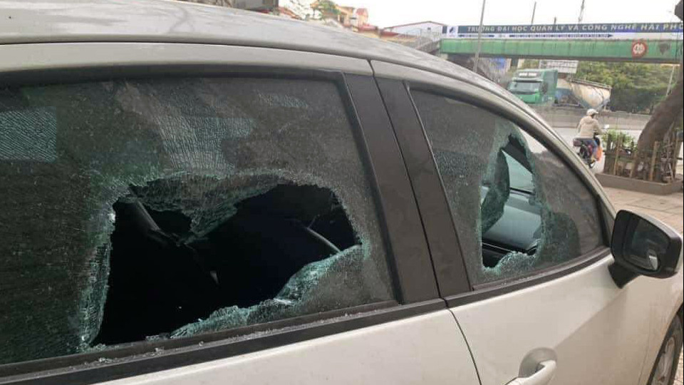 Liên tiếp các vụ phá cửa kính, trộm tài sản trong ô tô xảy ra tại Hải Phòng.