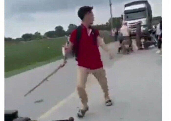 Hình ảnh đối tượng gây án. Ảnh: cắt từ clip Hình ảnh đối tượng gây án. Ảnh: cắt từ clip