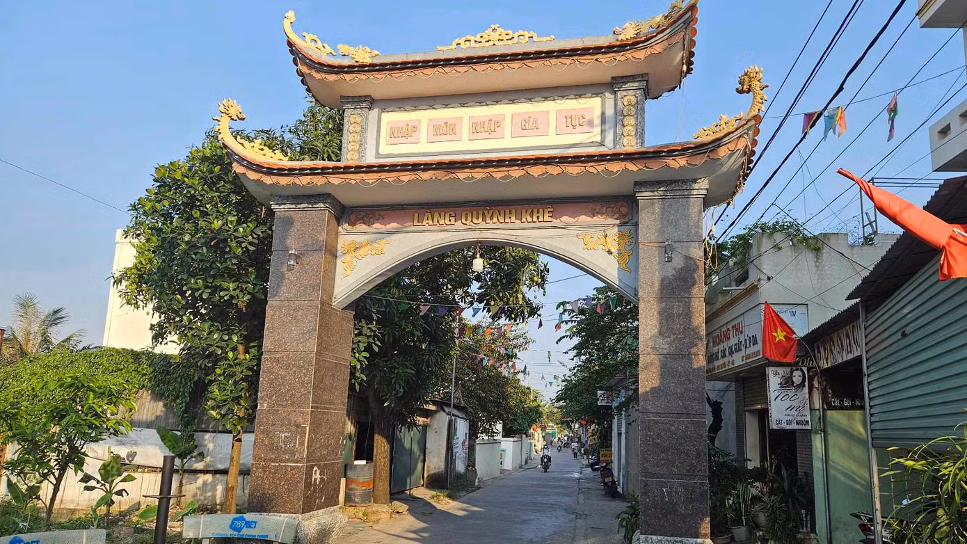 Làng Quỳnh Khê 2, xã Kim Xuyên (Kim Thành, Hải Dương). Ảnh: N.H Làng Quỳnh Khê 2, xã Kim Xuyên (Kim Thành, Hải Dương). Ảnh: N.H