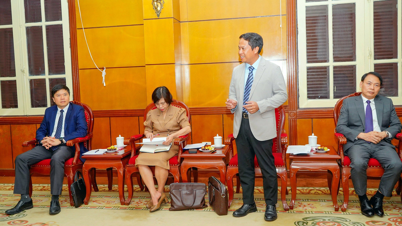 Ông Nguyễn Hoàng Long - Giám đốc Sở KH&amp;ĐT Hải Phòng, đề xuất với JICA về Dự án phát triển bền vững khu vực Đông Nam Hải Phòng thích ứng với biến đổi khí hậu.