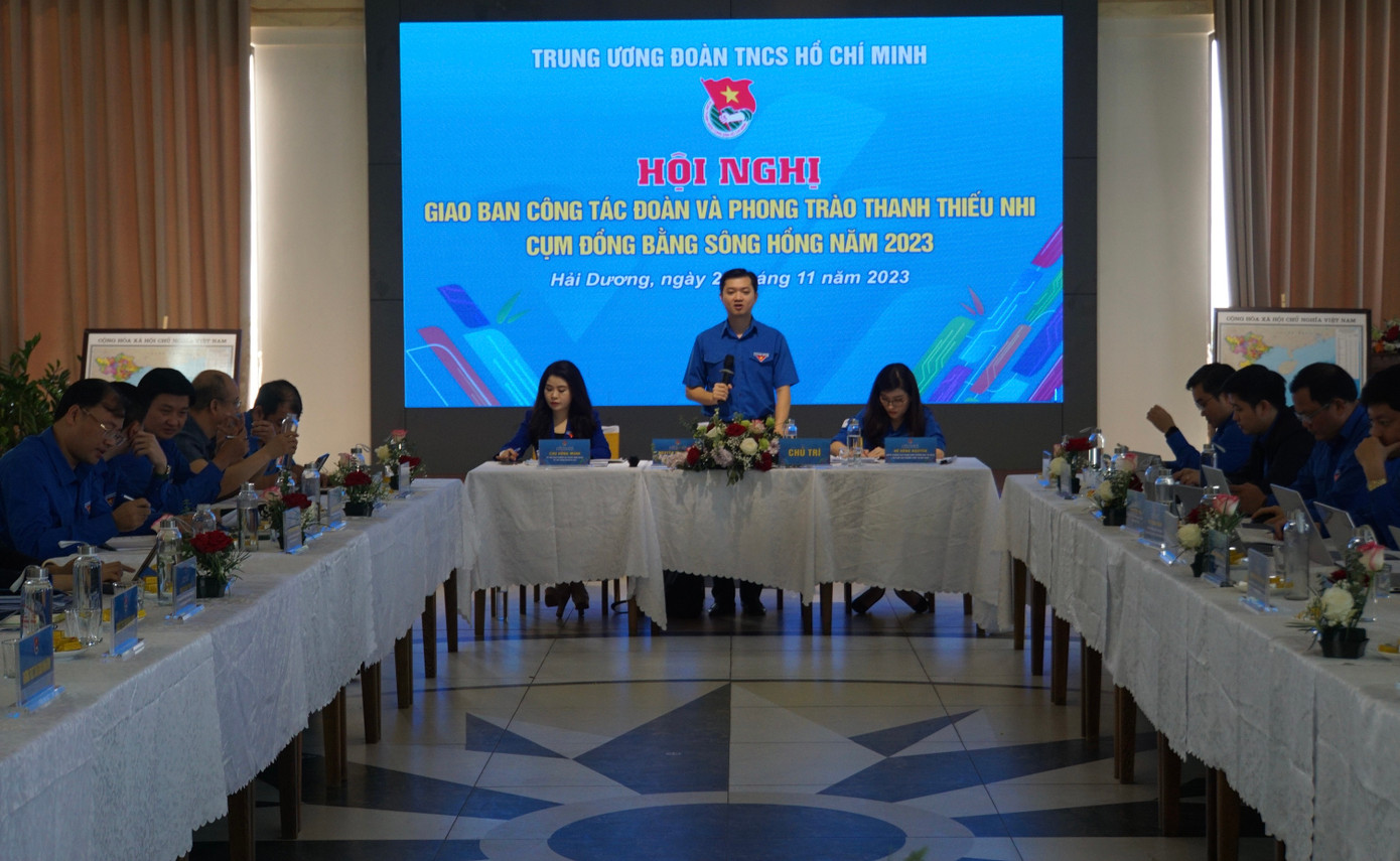 Toàn cảnh hội nghị. Toàn cảnh hội nghị.