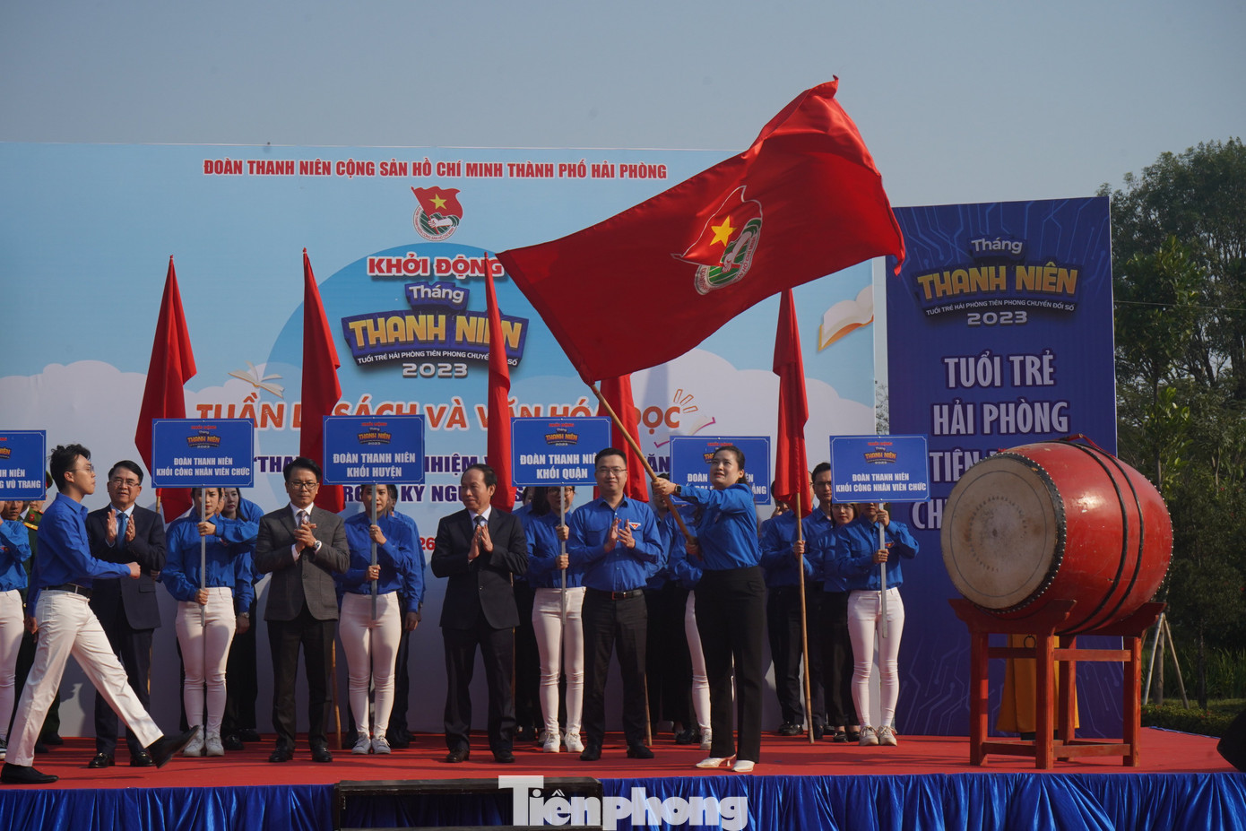 Ngày 26/2, Thành Đoàn Hải Phòng tổ chức chương trình Khởi động Tháng Thanh niên 2023 tại vườn hoa Tố Hữu với nhiều hoạt động sôi nổi của tuổi trẻ đất cảng nhằm chào mừng kỷ niệm 92 năm Ngày thành lập Đoàn TNCS Hồ Chí Minh (26/3/1931-26/3/2023).