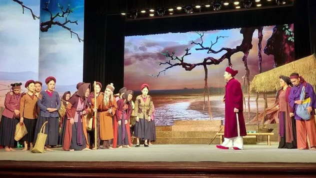 Vở diễn Dòng sông ân nghĩa là một trong những vở diễn trong Đề án sân khấu truyền hình Hải Phòng được đầu tư công phu. Ảnh: Thanh Tân.