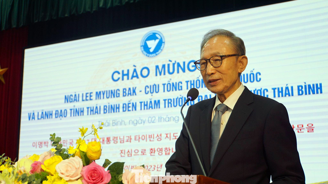 Tại buổi giao lưu, trò chuyện ông bày tỏ rất ấn tượng với câu nói "Ngọc không mài không sáng, người không học không hay" bởi câu nói này đã luôn nhắc nhở ông không ngừng học tập. Ông kể về tuổi thơ khó khăn nhưng nỗ lực học tập và làm việc để góp phần xây dựng quê hương, đất nước giàu mạnh. Ông bày tỏ, khi đến Thái Bình, ông ấn tượng sâu sắc với con người và mảnh đất hiền hòa, thân thiện. Điều đó gợi cho ông cảm nhận về sự phát triển mạnh mẽ trong tương lai.