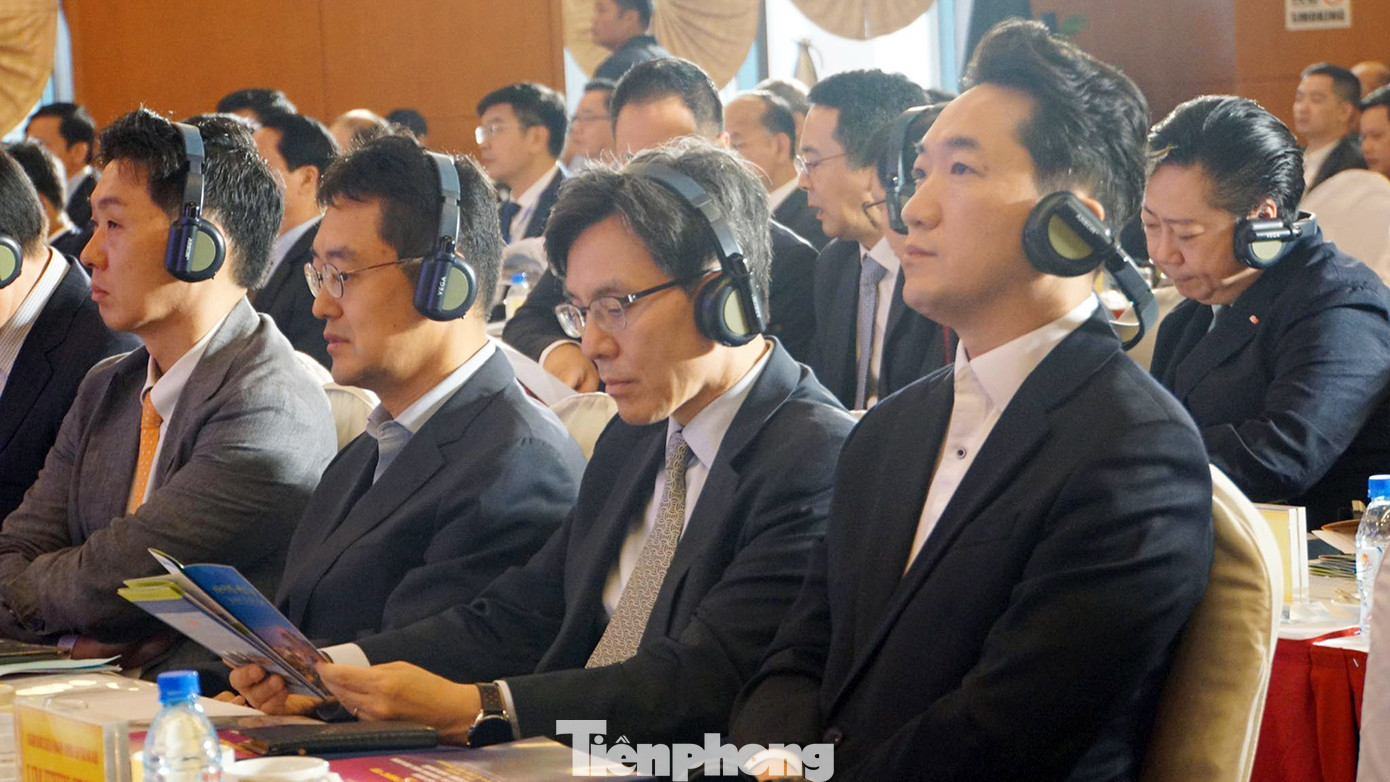 Nhiều doanh nghiệp Hàn Quốc dự buổi xúc tiến đầu tư. Nhiều doanh nghiệp Hàn Quốc dự buổi xúc tiến đầu tư.