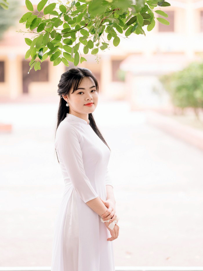 Nữ sinh Phạm Thị Vân Anh. Ảnh: NVCC