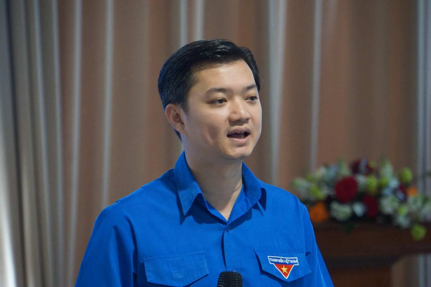 Anh Nguyễn Minh Triết - Bí thư T.Ư Đoàn chủ trì hội nghị phát biểu giao nhiệm vụ cho các đơn vị. Anh Nguyễn Minh Triết - Bí thư T.Ư Đoàn chủ trì hội nghị phát biểu giao nhiệm vụ cho các đơn vị.