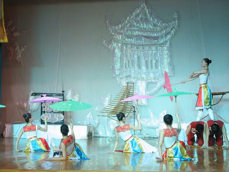 Màn múa đặc sắc...