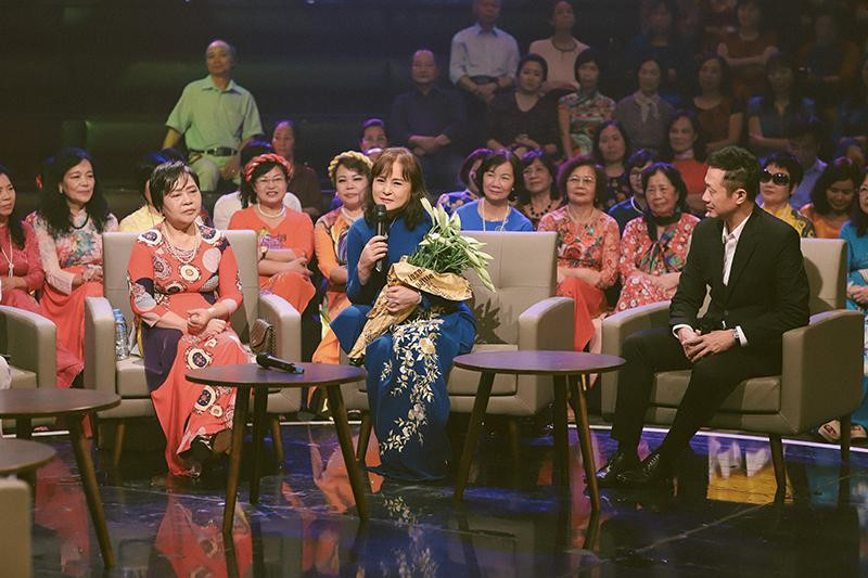 NSND Hoàng Cúc trong chương trình QTX tháng 4 NSND Hoàng Cúc trong chương trình QTX tháng 4