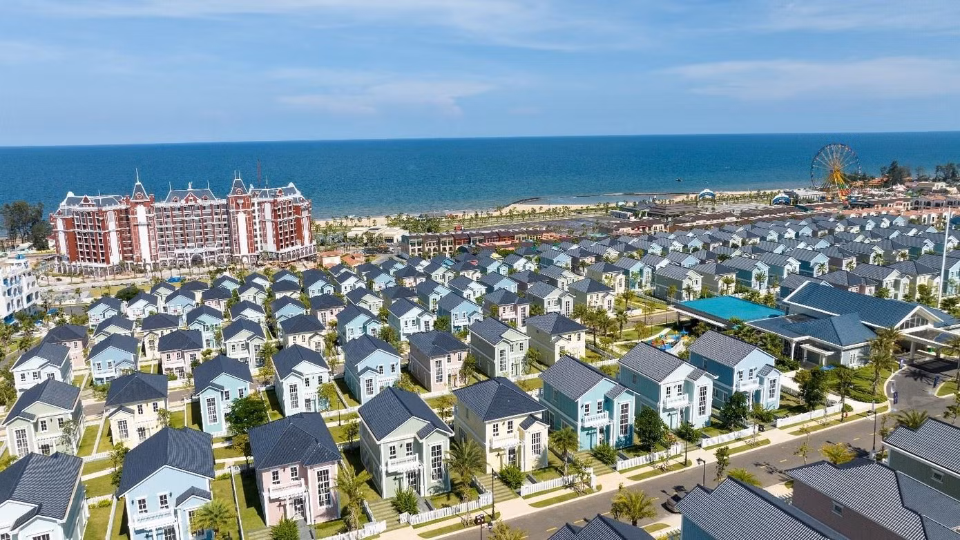 Novaland đang tập trung nguồn lực tối đa hoàn thiện các dự án trọng điểm. Ảnh: Đô thị kinh tế du lịch NovaWorld Phan Thiet. Novaland đang tập trung nguồn lực tối đa hoàn thiện các dự án trọng điểm. Ảnh: Đô thị kinh tế du lịch NovaWorld Phan Thiet.