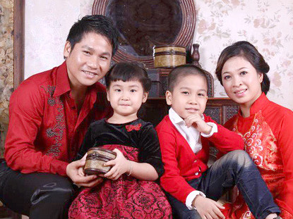 Gia đình hạnh phúc của Trọng Tấn