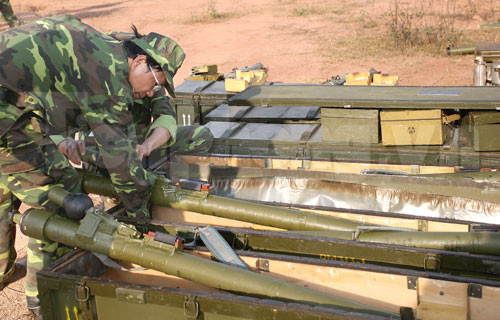 Cơ động A72 ra vị trí chiến đấu