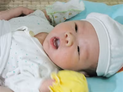 Hôm nay, 14 - 11, cháu Phạm Xuân Trường sẽ xuất viện, về quê. Ảnh chụp cháu Trường ngày 9 - 11. Ảnh: Lãng Phong