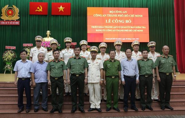 Lãnh đạo Bộ Công an, TPHCM đến dự và chức mừng thành lập Cơ quan UBKT Đảng ủy Công an TPHCM. Ảnh CA Lãnh đạo Bộ Công an, TPHCM đến dự và chức mừng thành lập Cơ quan UBKT Đảng ủy Công an TPHCM. Ảnh CA