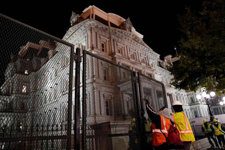 Cuộc chạy đua vào Nhà Trắng khó đoán nhất lịch sử Mỹ ảnh 36