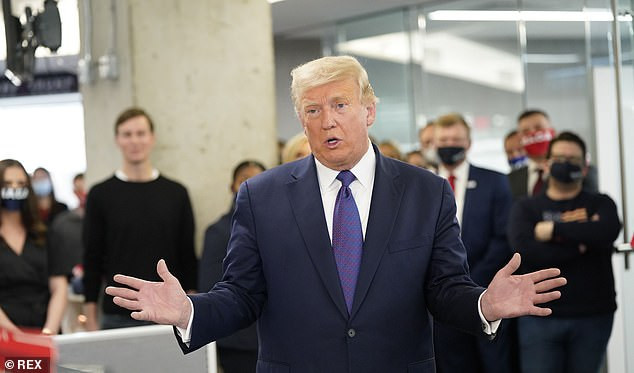 Đương kim Tổng thống Trump tuyên bố thắng lớn ảnh 28