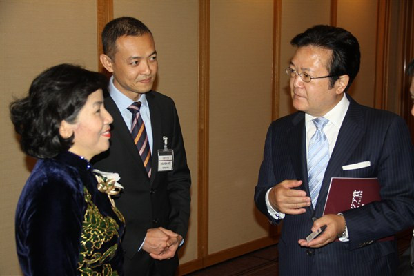 CEO Vinamilk nhận giải thưởng Nikkei châu Á 2015 ảnh 1