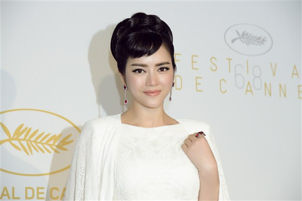 Lý Nhã Kỳ hội ngộ Phạm Băng Băng ở thảm đỏ Cannes ảnh 4