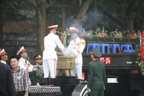 Đội tiêu binh chuẩn bị các nghi lễ. Ảnh: Như Ý