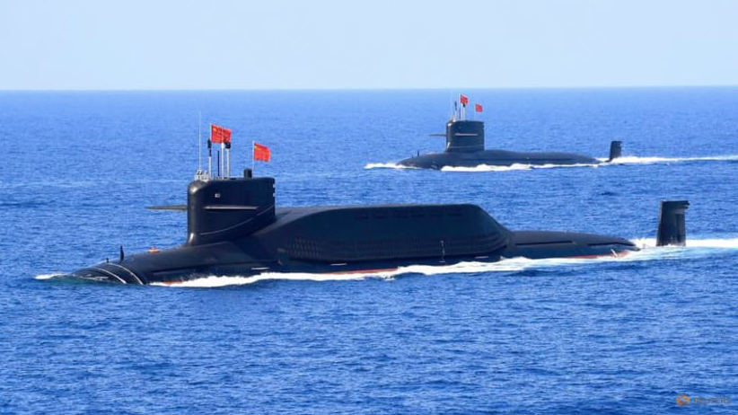 Tàu ngầm hạt nhân lớp Jin Type 094A của Trung Quốc nổi lên trên Biển Đông ngày 12/4/2018